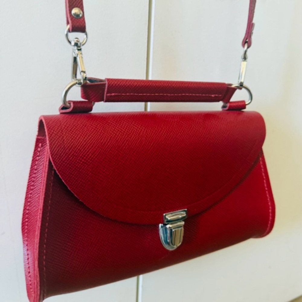 $190 Cambridge Satchel Company Red Mini Poppy Crossbody - NWOT!